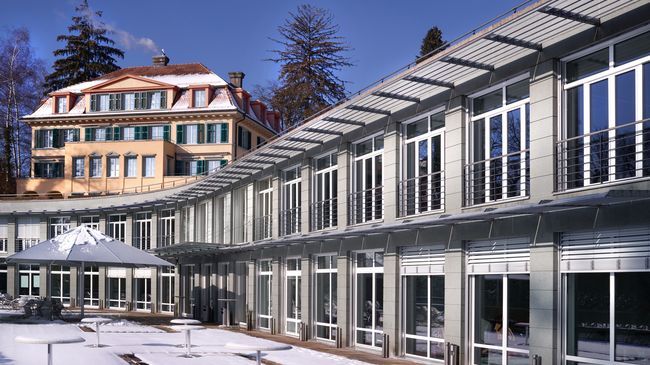 ホテル Zurich Development Center エクステリア 写真